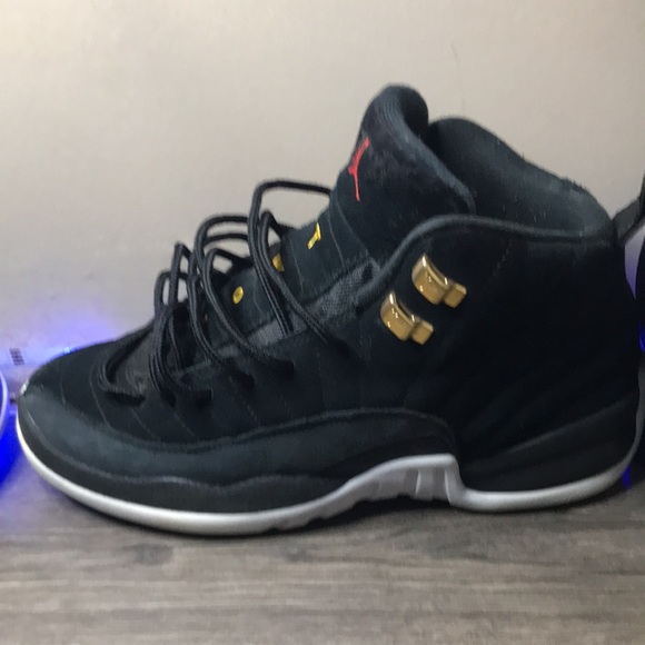 Jordan 11 - Picture 3 of 5